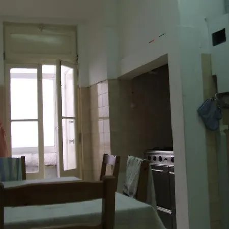 Larexport - Estefania Otel *